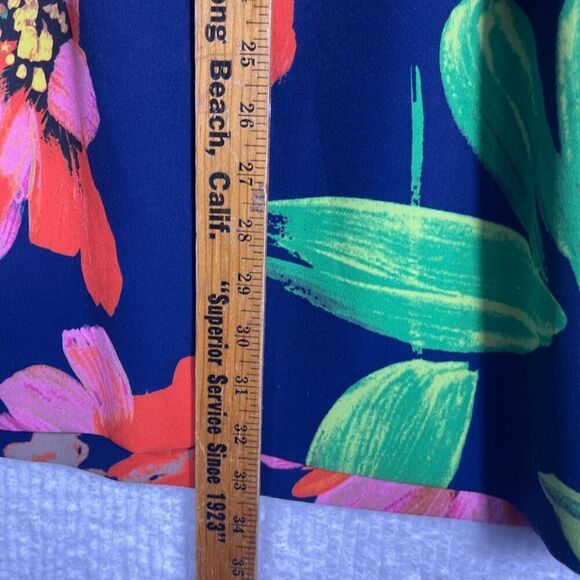 Trina Turk Floral Clemente Water Lily Twist Back Sheath Dress Multicolor Size 6 - Picture 12 of 12